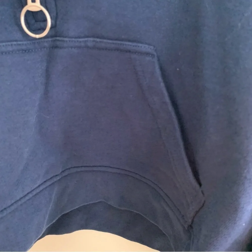[WeWoreWhat] Navy Blue Long Sleeve Cropped Length Sweatshirt